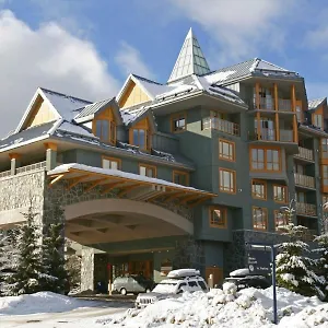 https://renovated-2-bed-and-2-bath-suite-at-cascade-lodge-in.hotels-of-whistler.com